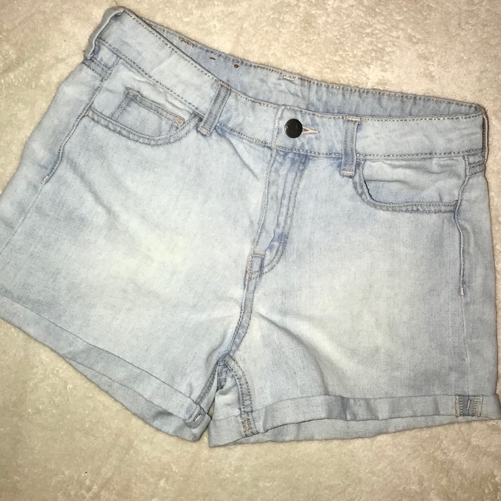 Blue short short from H&M, light wash. Brand new